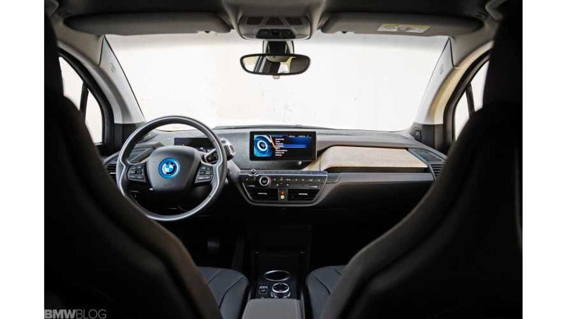 BMW i3 Wins Ward's 10 Best Interior Award