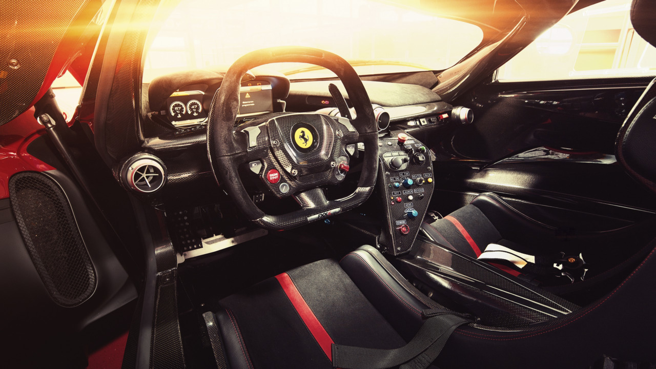Video Une Ferrari Fxx K Evoluzione En Test A Monza