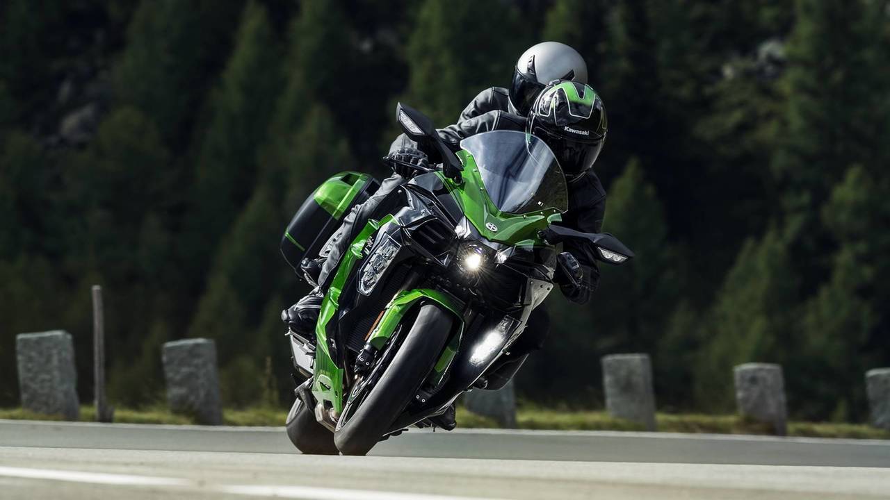 Kawasaki Ninja H2 SX 2018