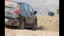 Peugeot 3008 con Grip Control: il test