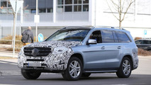 2016 Mercedes-Benz GLS spy photo