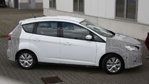 2015 Ford C-Max facelift spy photo