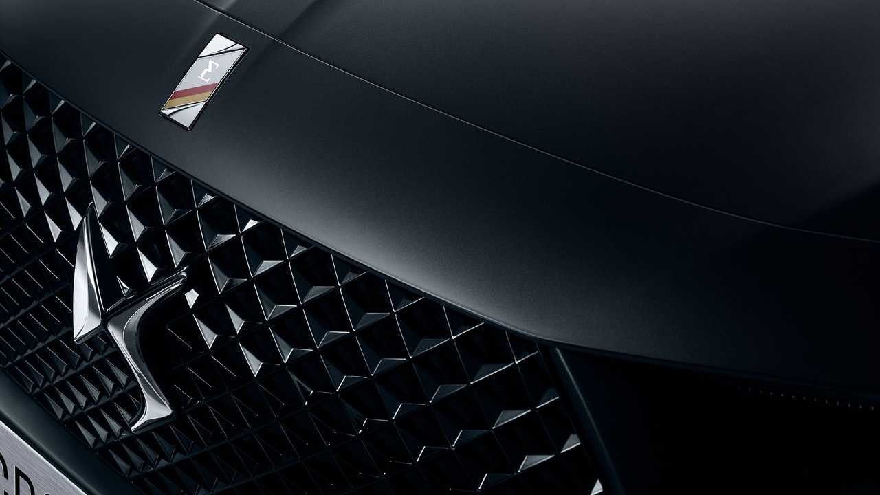DS 7 CROSSBACK LIGNE NOIRE