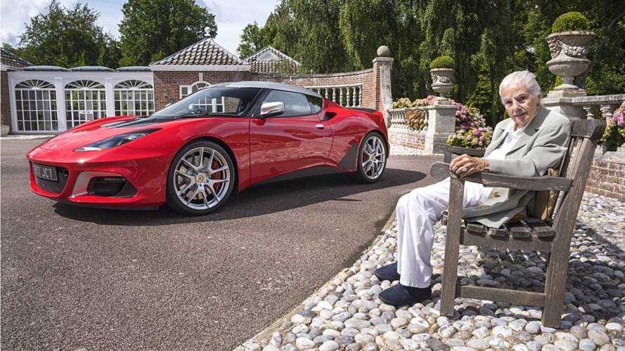 Hazel Chapman Lotus Evora 100,000th car