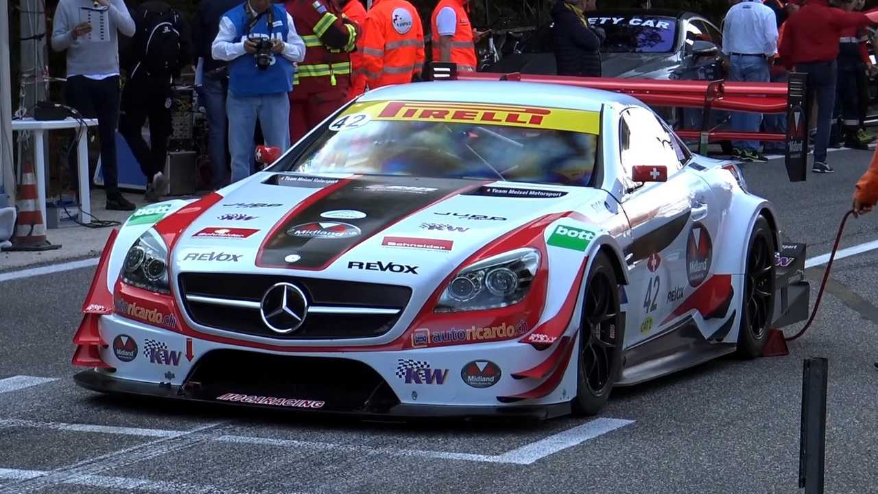 Hill Climb Masters launching hard