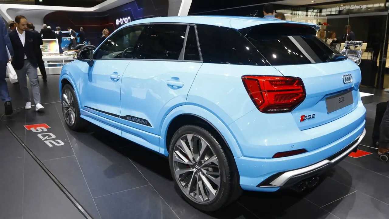 Audi SQ2 2018 Paris Otomobil Fuarı'nda
