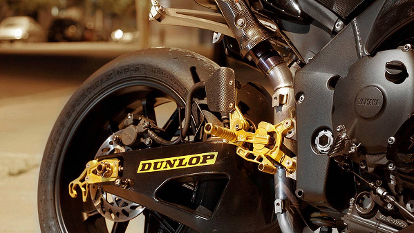 2012 Yamaha R1 - From Zero to Hero