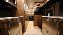 EarthRoamer XV-HD Ford F-750 Karavanı