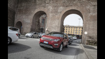 Land Rover Discovery Sport, il test in città