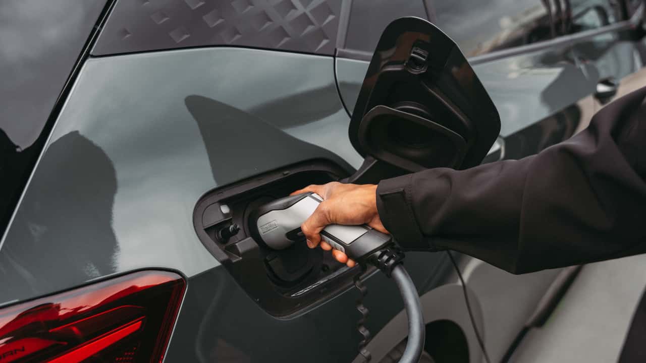 Charging an electric car
