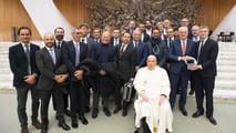 Pininfarina consegna a Papa Francesco 