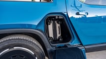 2025 Rivian R1T Gear Tunnel