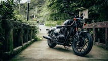 Royal Enfield Shotgun 650 Review - Parked