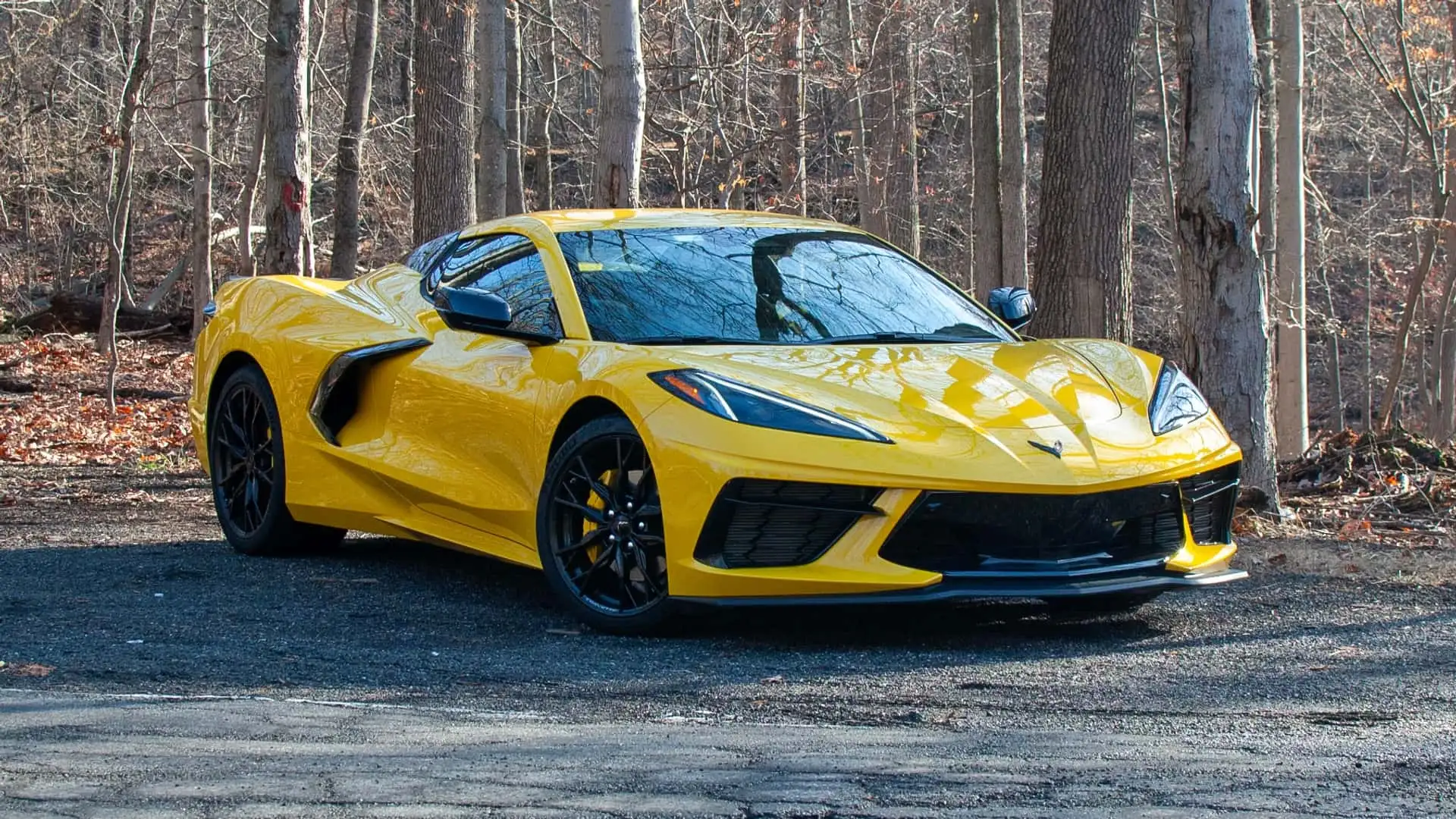 https://cdn.motor1.com/images/mgl/lE3p7J/s1/2025-chevrolet-corvette-stingray-convertible-review.webp