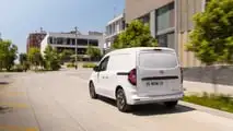 Foto - Ricarica gratis per chi compra un'auto elettrica Nissan
