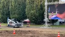 Foto - Bosch Rexroth: trattori elettrici con tecnologia automobili