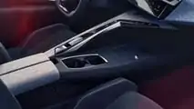 Immagini ufficiali della Peugeot E-3008 2024