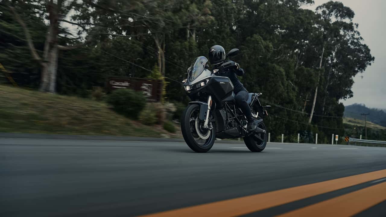 2024 Zero DSR - Riding