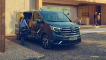 Renault Trafic E-Tech electric (UK spec)
