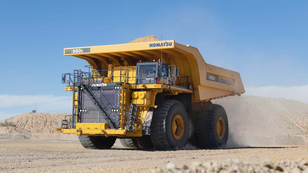Komatsu