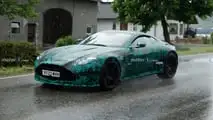 Aston Martin Vantage Casus Fotoğrafları