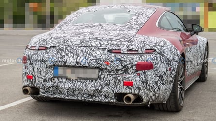 2024 Şarj Edilebilir Hibrit Mercedes-AMG GT Coupe Casus Fotoğrafları