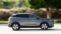 Foto - Peugeot 3008 Hybrid (2023), la prova su stradda