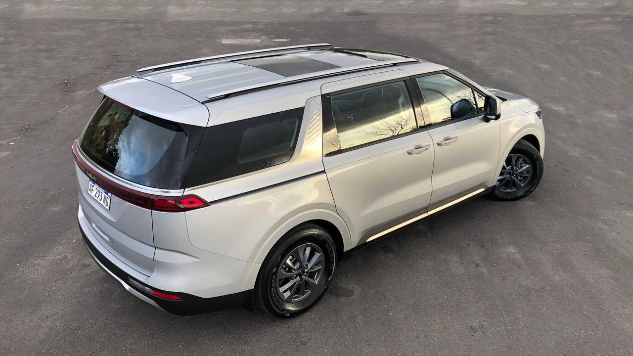 GARAGE-MOTOR1-KIA-CARNIVAL-2