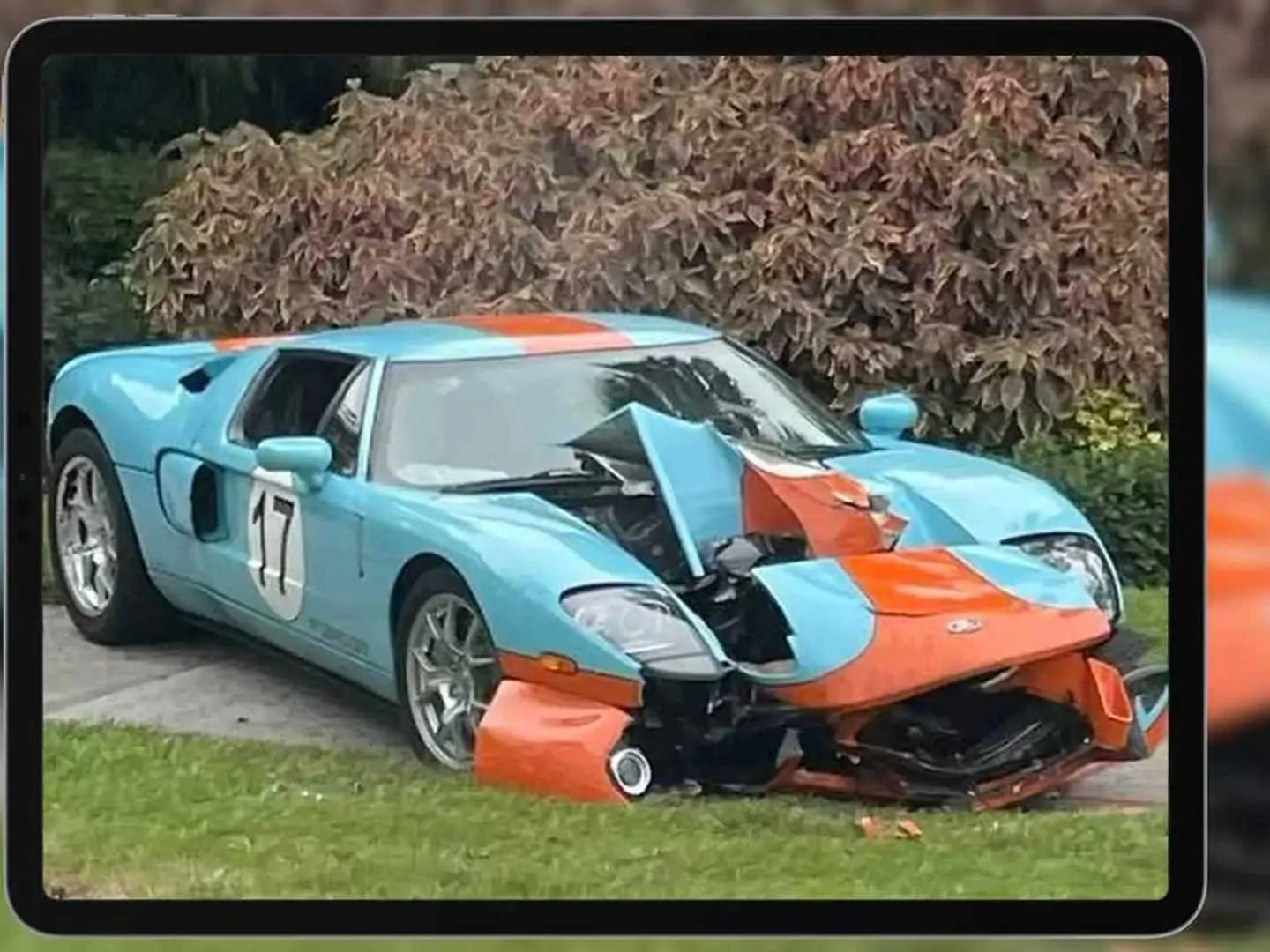 2006 Ford GT Allegedly Crashed By Driver Unfamiliar With Manual Trans