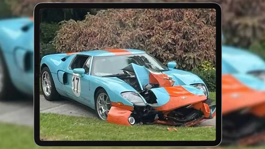 2006 Ford GT allegedly crashed by driver unfamiliar with manual trans