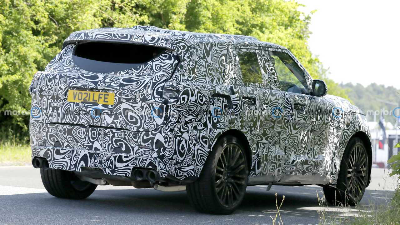 Шпионское фото нового Range Rover Sport SVR