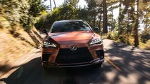 Lexus RX 500h F Sport Performance 2023 - Vista anteriore esterna