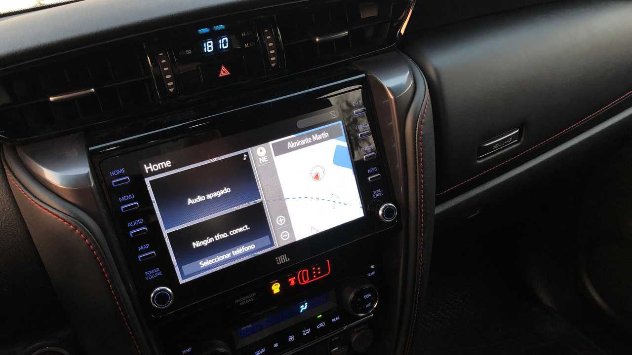 TOYOTA-SW4-GRSPORT-14