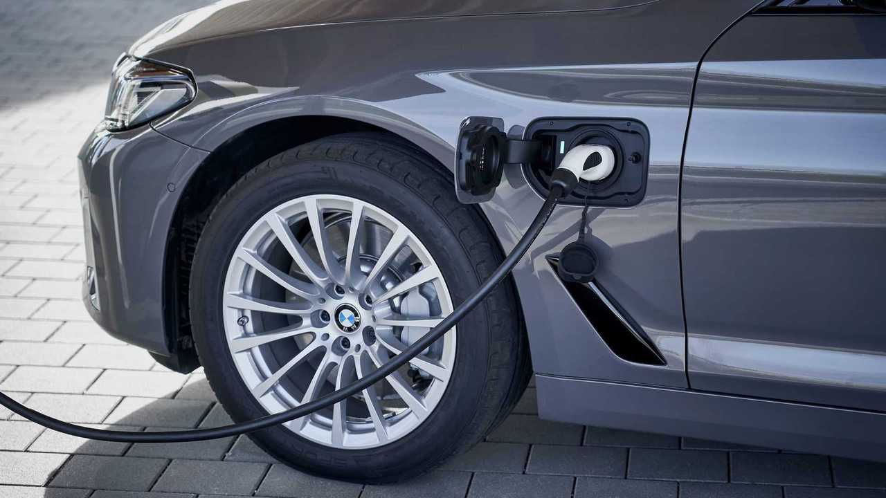 BMW 530e Luxury hibrido plug-in (7)