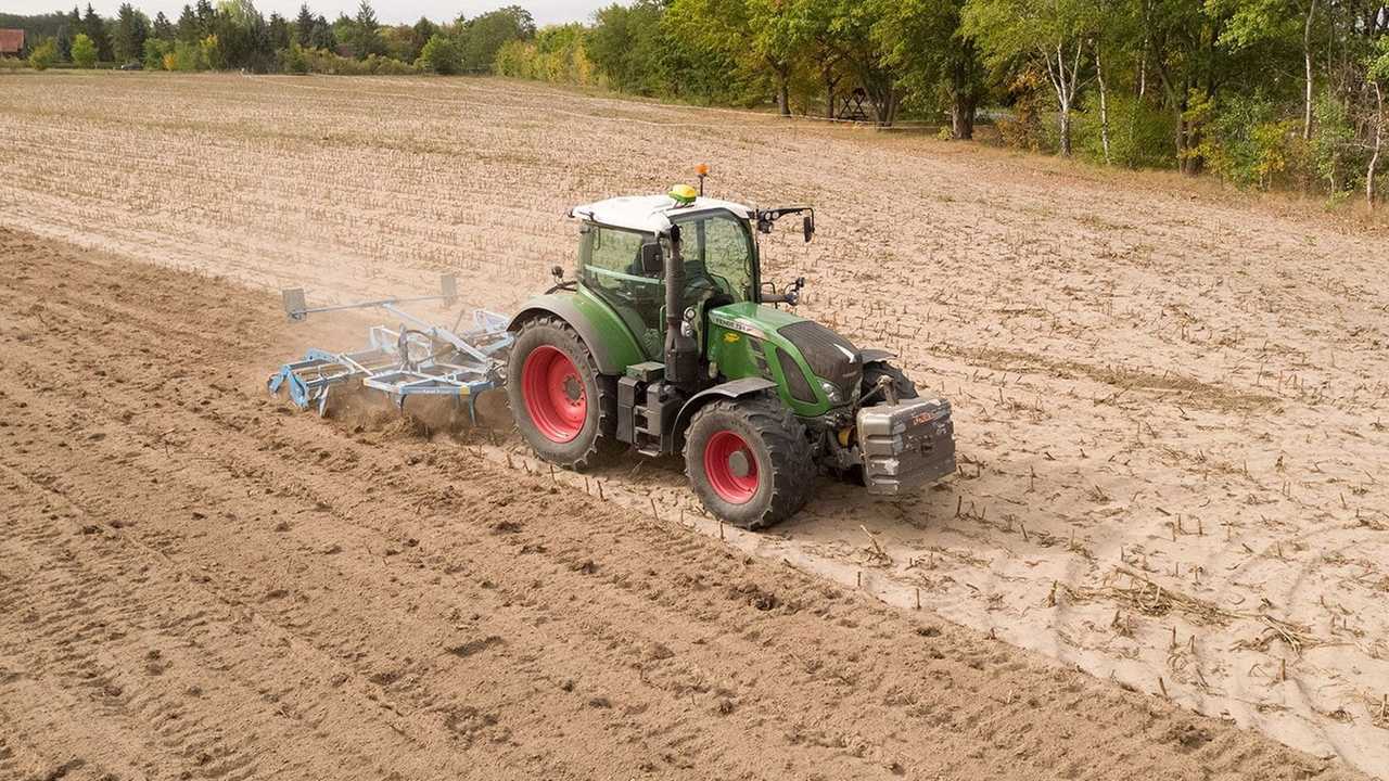 AutoTrac John Deere su flotte miste: si può fare!