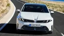 بي إم دبليو i3 50 xDrive (2026) الإصدار الأول