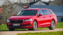 Skoda Superb Combi Sportline 4x4 2,0 TDI (2026) im Test