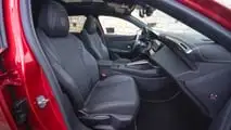 Peugeot 408 Plug-In Hybrid (2026), la prova su strada di Motor1.com