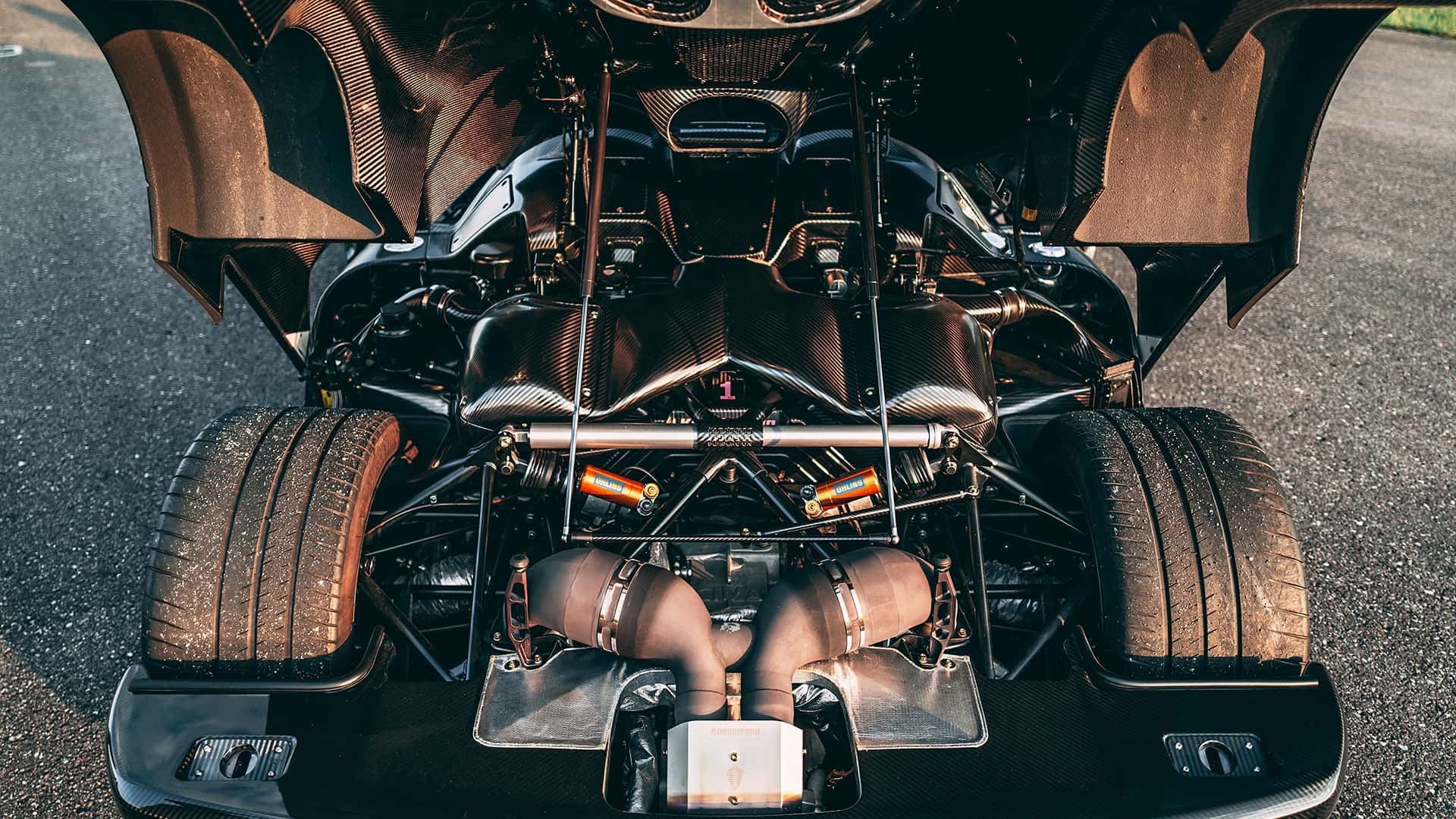 Rare Koenigsegg One:1: The Ultimate Hypercar Performance Machine Now Available 32