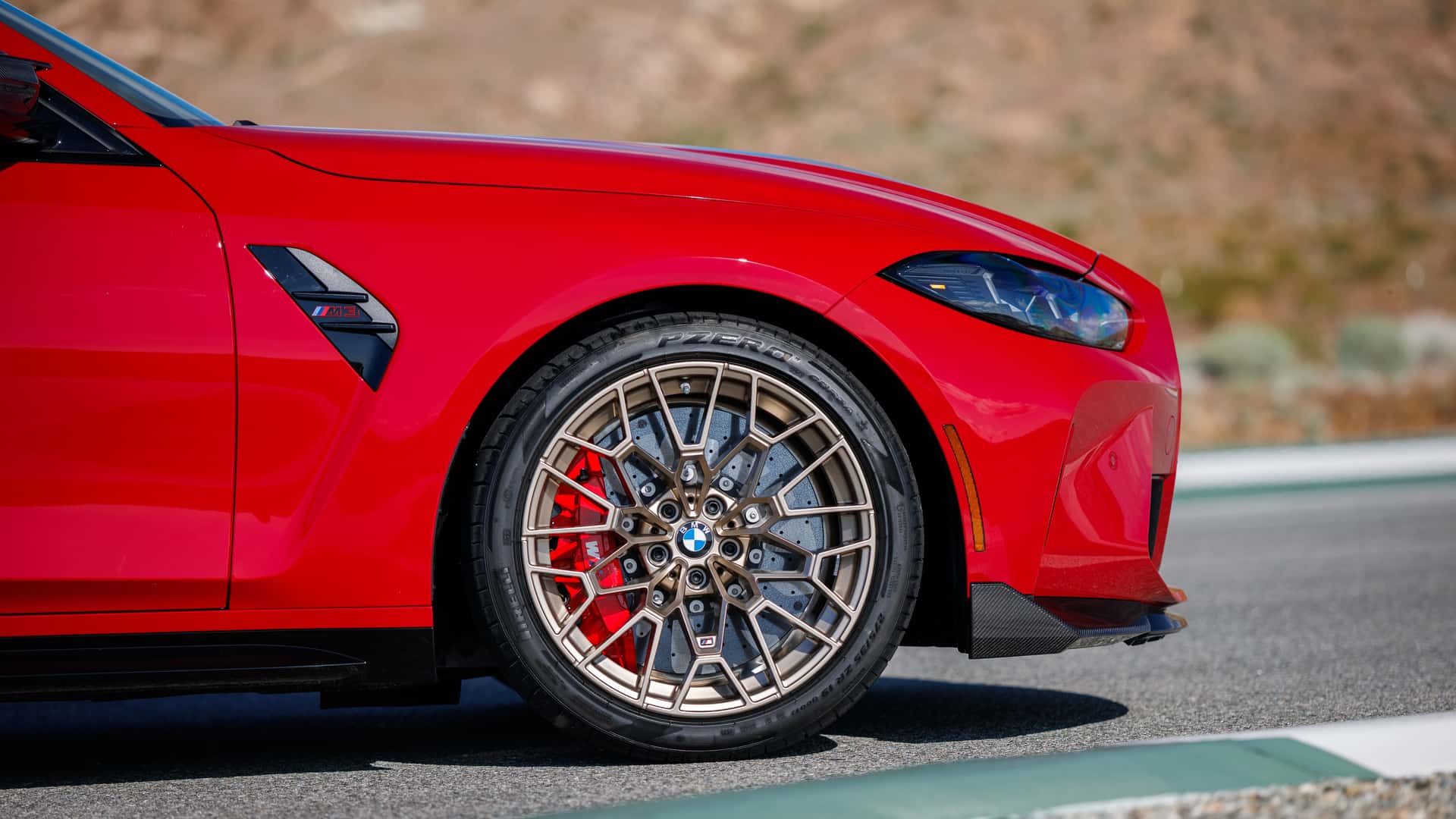 https://cdn.motor1.com/images/mgl/lEGxGM/s1/2027-bmw-m3-cs-handschalter.jpg