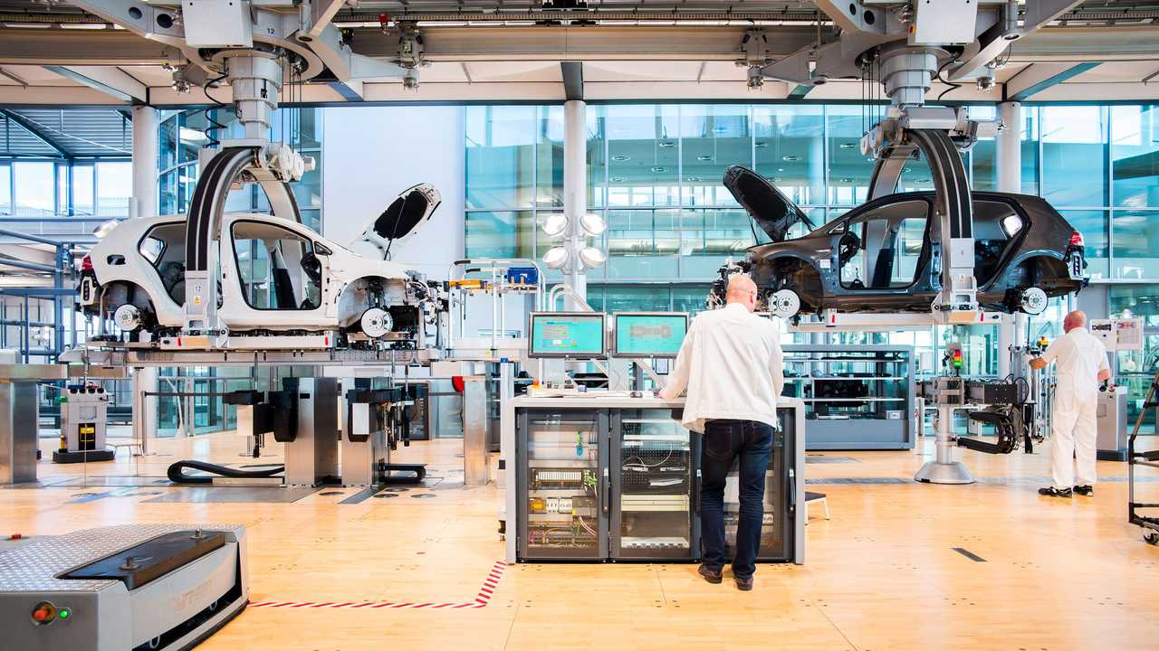 La Fabbrica di vetro Volkswagen a Dresda, dalla Phaeton alla ID.3