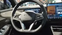 BYD Atto 8 DM-P estreia no Brasil