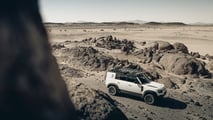 Land Rover Defender Dakar Reconnaissance 2026