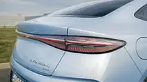 Selo BYD 3.8S 2025