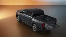 Nuovo Toyota Hilux: debutta la versione elettrica del pick-up
