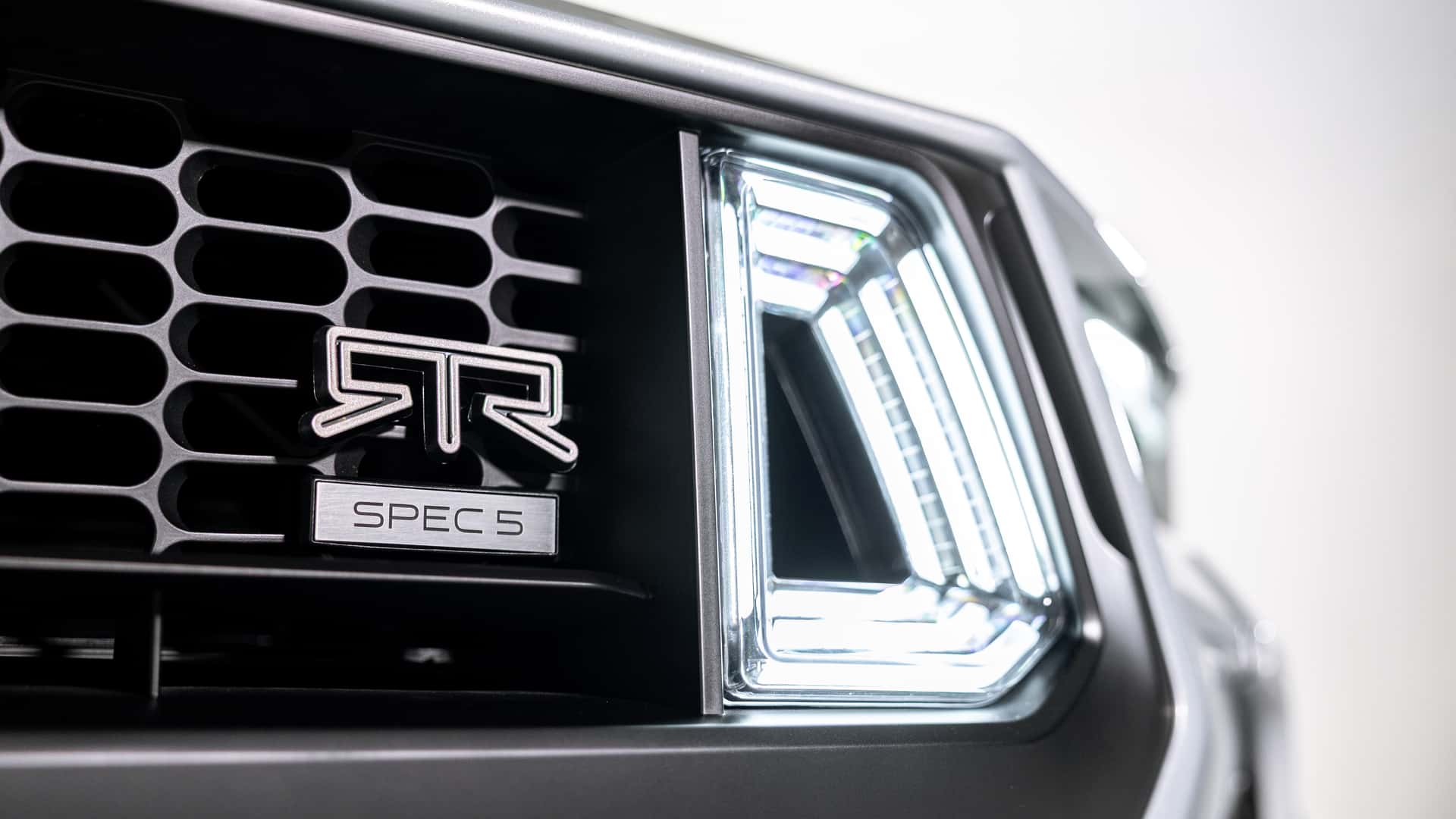 2026-ford-mustang-rtr-spec-5-badge-and-led-accented-intake.jpg