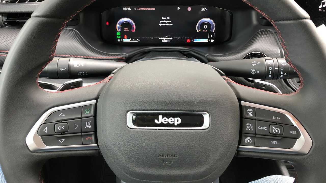 JEEP-COMPASS-TRAILHAWK14