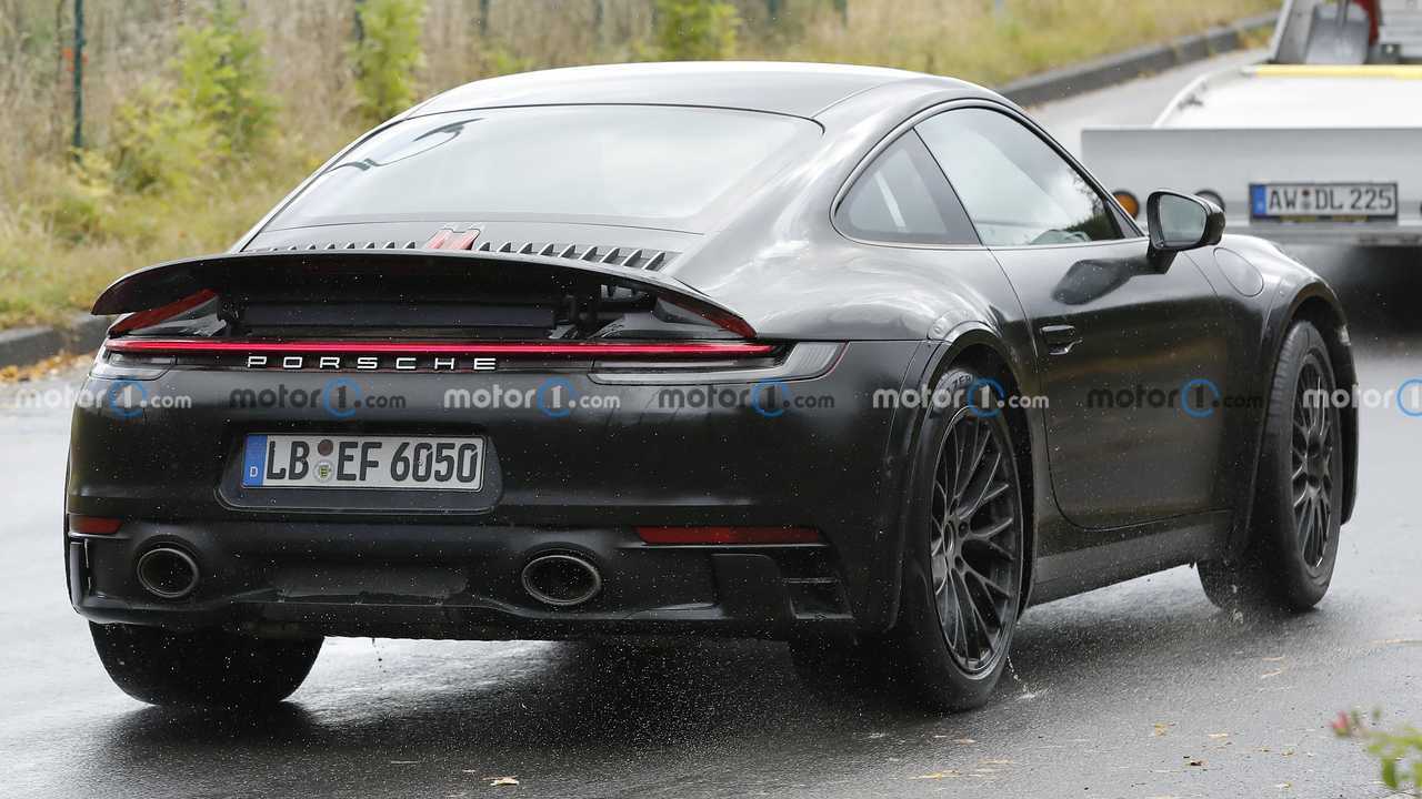 Foto - Porsche 911 Safari, le foto spia