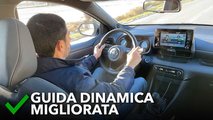 Toyota Yaris 1.5 Hybrid Style - Si guida bene
