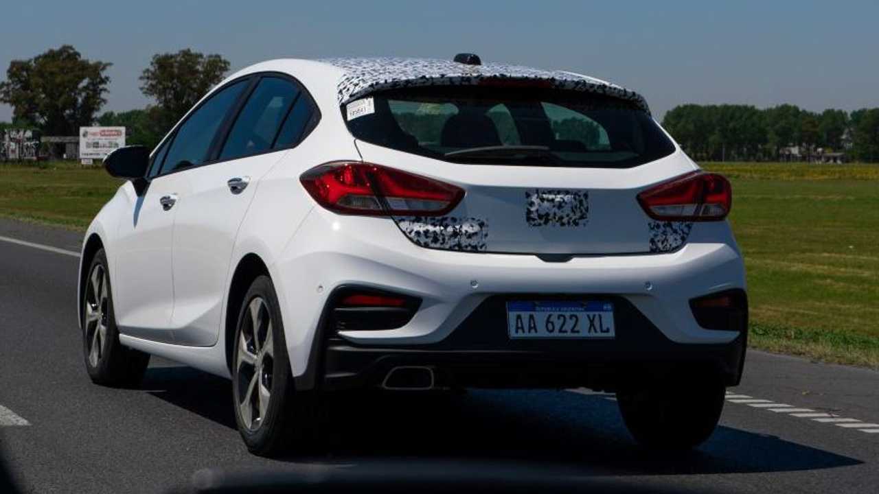CHEVROLET-CRUZE-RS-6